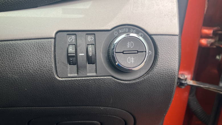Vauxhall Mokka 1.6i Exclusiv 5dr Petrol Hatchback